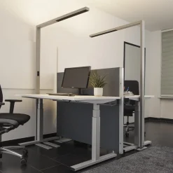 Arcchio LED-gulvlampe til kontor Jolinda, sølv, CCT, sensor, New