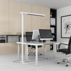 Arcchio LED-gulvlampe til kontor Susi, hvit, sensor, berøringsdimmer New