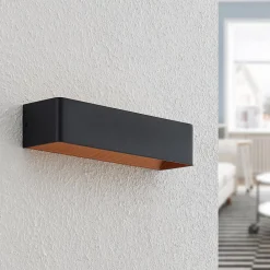 Arcchio LED-vegglampe Karam, 37 cm, svart, metall, opp/ned| Design- Og Hotellbelysning|Led-Innendørs