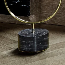 AYTM Grasil lysestake, gull/svart, bredde 25 cm, marmor| Møbel Og Interiør