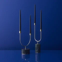 AYTM Grasil lysestake, gull/svart, bredde 25 cm, marmor| Møbel Og Interiør