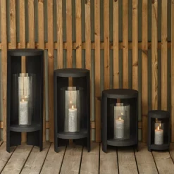 AYTM lykt Ora, svart, høyde 28,2 cm, glass, aluminium Best