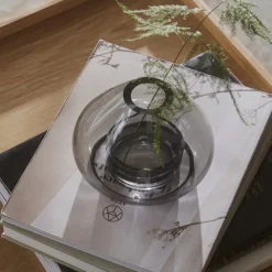AYTM Lykt Uno, vase, røykgrå, Ø 14 cm, høyde 11 cm, glass| Møbel Og Interiør