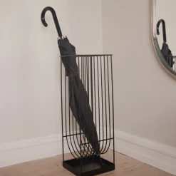 AYTM paraplystativ Curva, svart, høyde 56 cm, stål| Møbel Og Interiør
