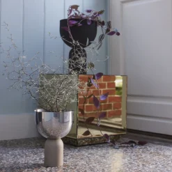 AYTM Torus blomsterpotte, svart, Ø 22 cm, høyde 30,6 cm, jern Outlet