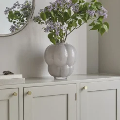 AYTM Uva-vase, Ø 32 cm, duegrå, glass, munnblåst Hot