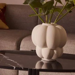 AYTM Uva-vase, keramikk, hvit, Ø 20 cm, drueform| Møbel Og Interiør