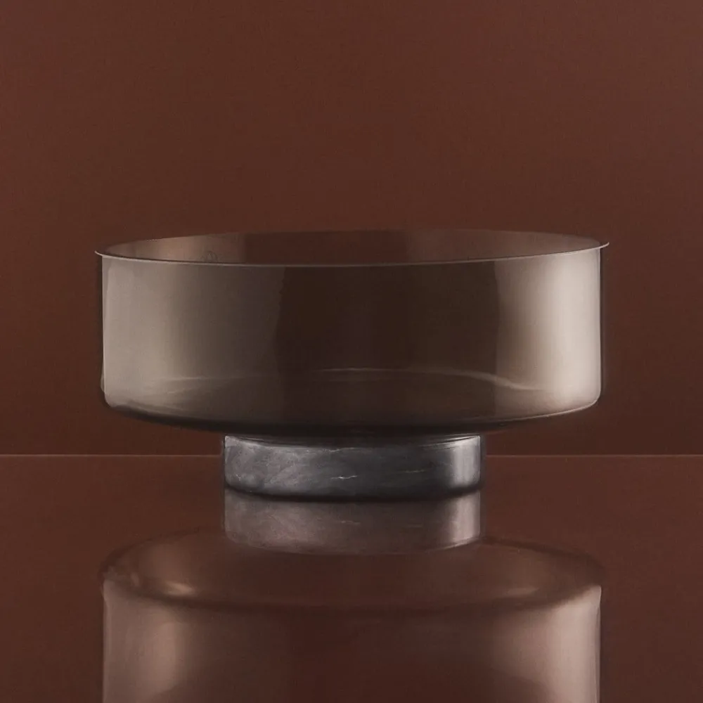 AYTM Volvi skål, røykgrå, Ø 25 cm, glass, base, marmor| Møbel Og Interiør
