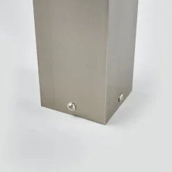 Lindby Baily - Gatelampe i stål med LED| Led-Utendørs|Gatebelysning, Pullert Belysning