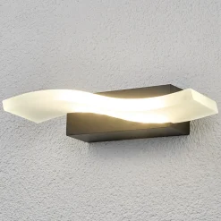 Lindby Bølgeformet LED-utevegglampe Jirka Outlet