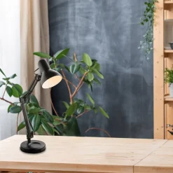 Globo Bordlampe Famous med tre ledd, svart| Kontorbelysning|Bordlamper