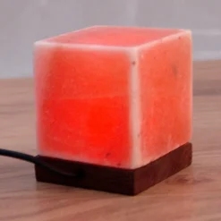 Wagner Life Bordlampe Kubus med USB tilkobling| Dekorasjonsbelysning|Kontorbelysning