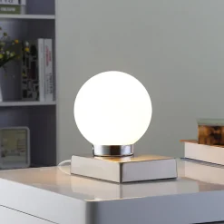 Lindby Bordlampe Naomi med glasskule Hot