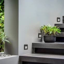 BRUMBERG Wall Kit68 downlight flat, kantet, svart Best