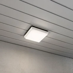 Konstsmide Cesena utendørs LED-vegglampe, kvadratisk New