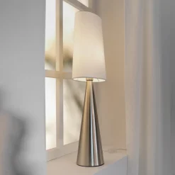 Markslöjd Conus-bordlampe med offwhite skjerm, nikkel New