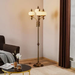 ORION DELIA gulvlampe med 4 lys i antikk messing| Gulvlamper