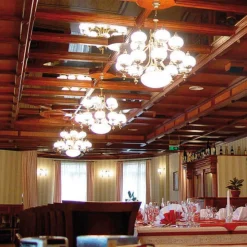 ORION Delia lysekrone, messingfarget Ø 100 cm, 16-lys, glass Best