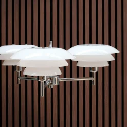 Dyberg Larsen lysekrone DL20, opal/krom, Ø 50 cm, 3 lyskilder. Clearance