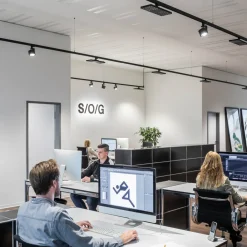 ERCO Parscan 230V Casambi 12W flood 940 svart Best