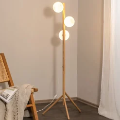 TK Lighting Estera gulvlampe, opalt glass, treramme, 132 cm, 3 lyskilder| Gulvlamper