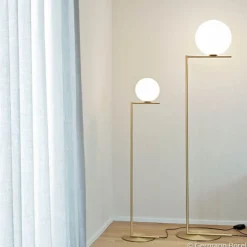 FLOS IC F1 gulvlampe, børstet messing| Gulvlamper