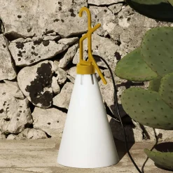 Flos Architectural FLOS Mayday Outdoor universalbelysning, sennepsgul Sale