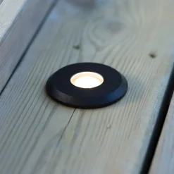 Markslöjd Garden 24 Decklight, svart, topplys, 0,8W| Nedfelt Utebelysning