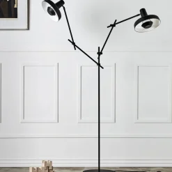 GRUPA Arigato gulvlampe, 2 lyskilder, svart Discount