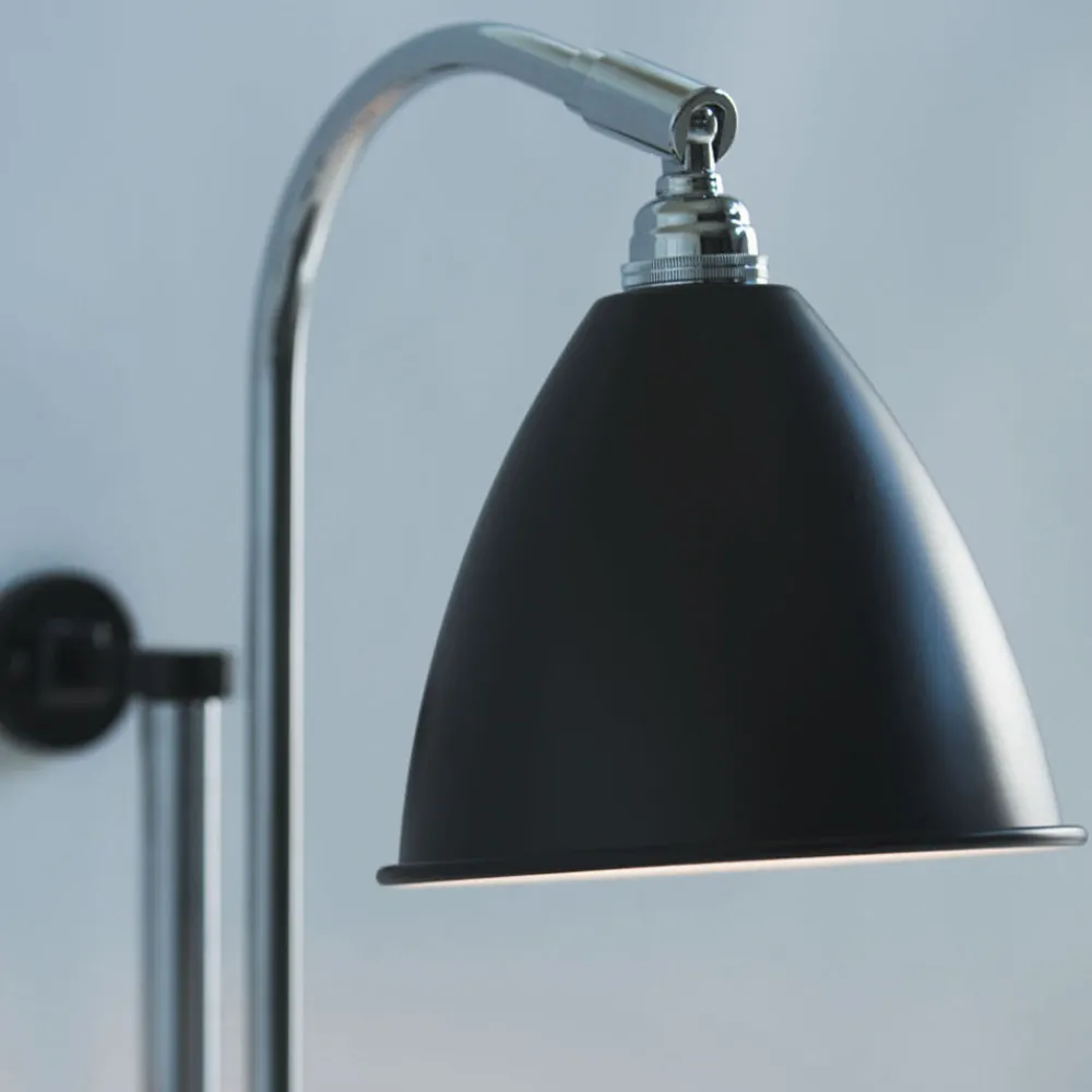 GUBI Bestlite BL5 vegglampe, krom/svart Hot