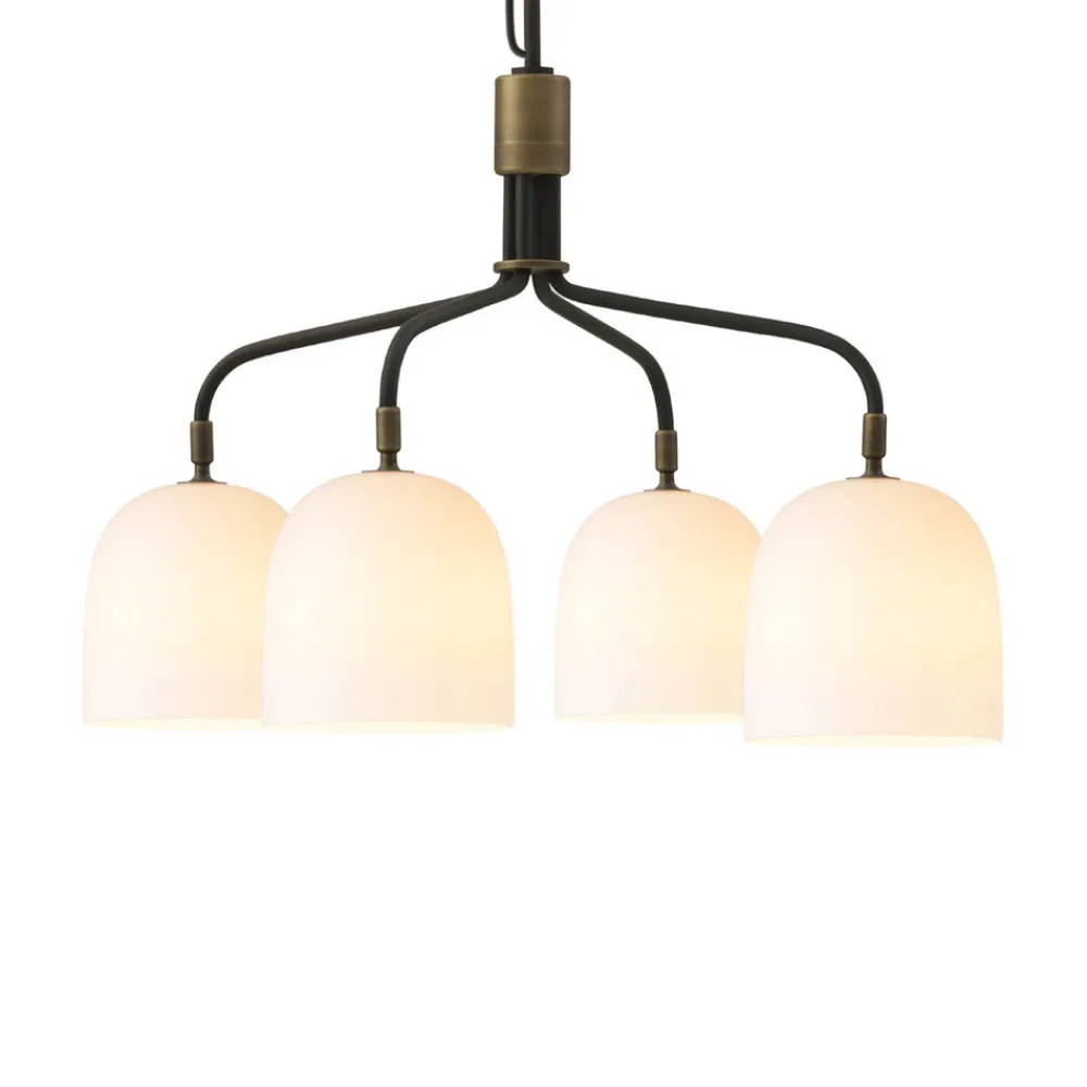 GUBI Lysekrone Howard 4-lys Ø 66 cm gunmetal/hvit Outlet