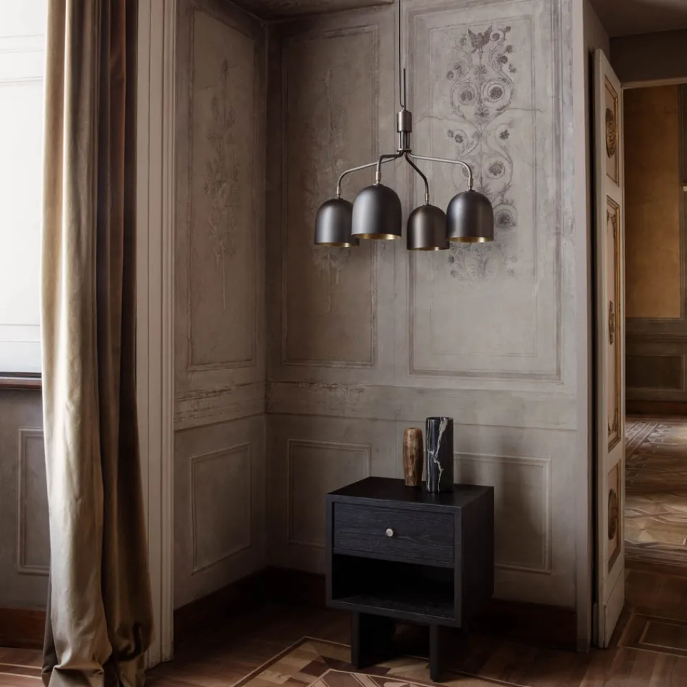 GUBI Lysekrone Howard 4-lys Ø 66 cm gunmetal Hot