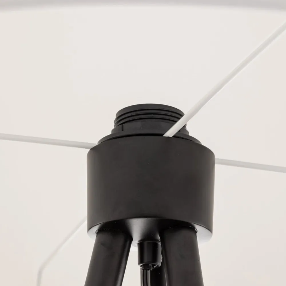 BRITOP Gulvlampe Corralee i svart og hvitt| Gulvlamper