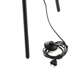 BRITOP Gulvlampe Corralee i svart og hvitt| Gulvlamper