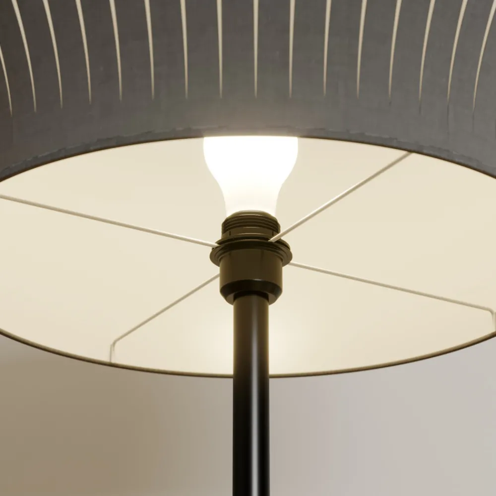 BRITOP Gulvlampe Joala med svart stoffskjerm Best