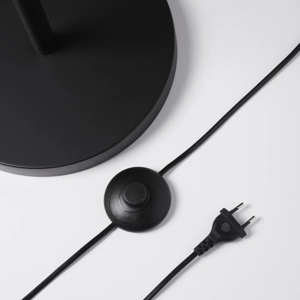 BRITOP Gulvlampe Joala med svart stoffskjerm Best