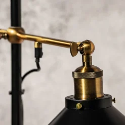 Globo Gulvlampe Lenius med bevegelig skjerm| Gulvlamper