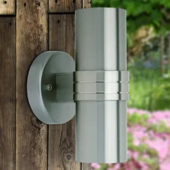 Brilliant Hanni - værbestandig utendørs LED-vegglampe| Led-Utendørs