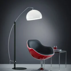 Helestra Doro gulvlampe høydejusterbar svart Clearance