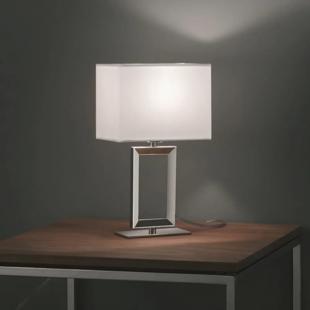 Helestra Enna 2 bordlampe i tekstil, høyde 30 cm| Bordlamper