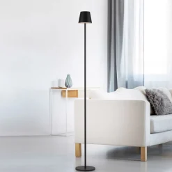 JUST LIGHT. GmbH JUST LIGHT. Euria LED-gulvlampe, svart, jern, IP54 Hot