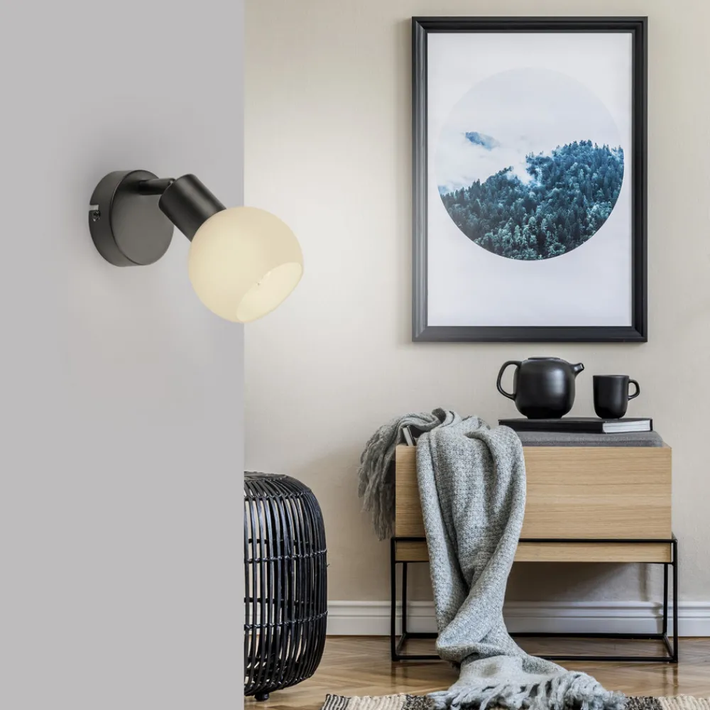 JUST LIGHT. GmbH JUST LIGHT. Loki vegglampe, svart, jern, glass Hot