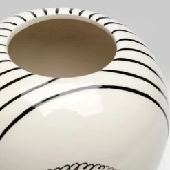 KARE Favola Lady-vase, høyde 30 cm, keramikk, svart/hvit| Møbel Og Interiør