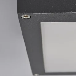 Lucande Kvadratisk utetaklampe Nerea Best