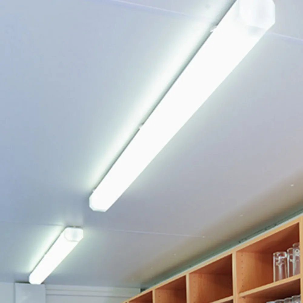 Regiolux LED-diffusorlys KLKF/1500 152cm 4000K 6100-4700 Clearance