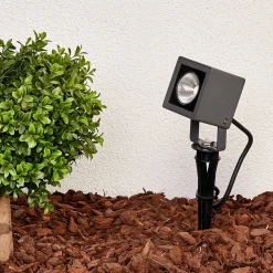 Lucande LED-lampe med jordspyd Jiada Hot