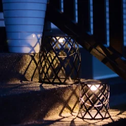 STAR TRADING LED-solcellelampe Calabria rutemønster høyde 20 cm| Solcellelamper