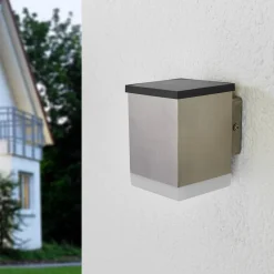 Lindby LED-solcelle-vegglampe Tyson, kantet, satinert Clearance