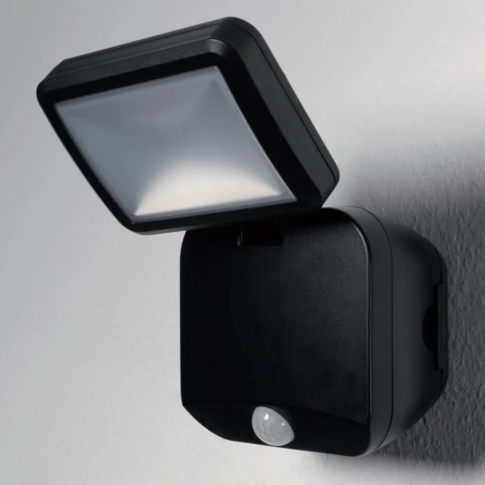 LEDVANCE Battery LED Spotlight utendørs vegglampe 1 lyskilde| Kommersiell Utebelysning|Vegglamper Med Sensor