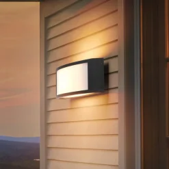 LEDVANCE Endura Classic Cuadra utendørs vegglampe, IP65| Vegglamper Utendørs